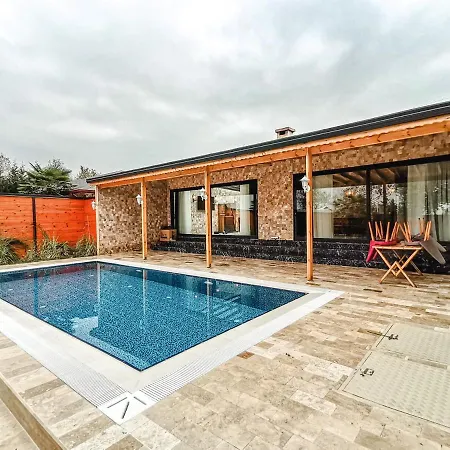 Saray-i Zadem Tatil Villalari Villa Kartepe