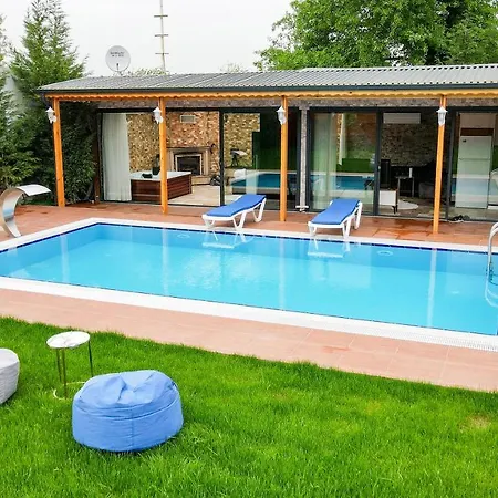 Saray-i Zadem Tatil Villalari *
